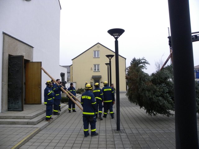 Christbaumaufstellen 2016 06